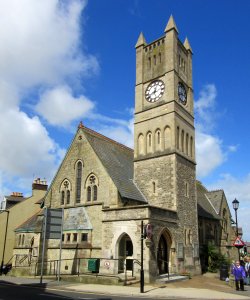 Shanklin United Reformed Church, High Street, Shanklin (July 2016) (2)