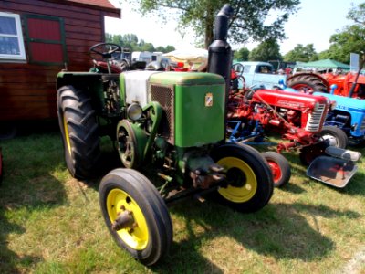 SFV tractor pic2 photo