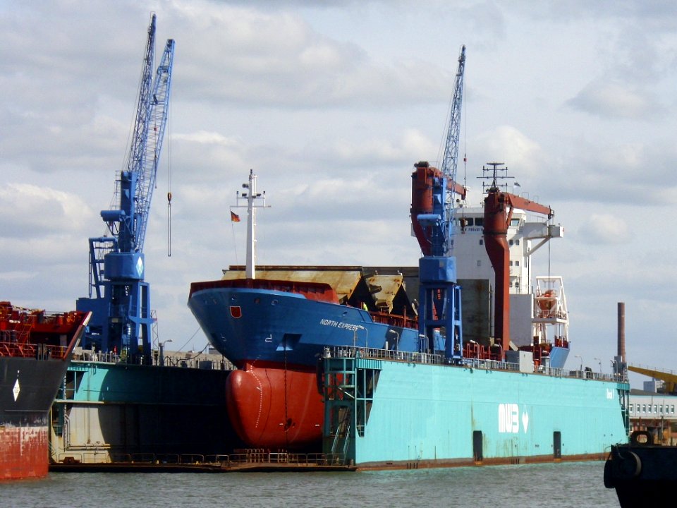 Ship North Express (1)