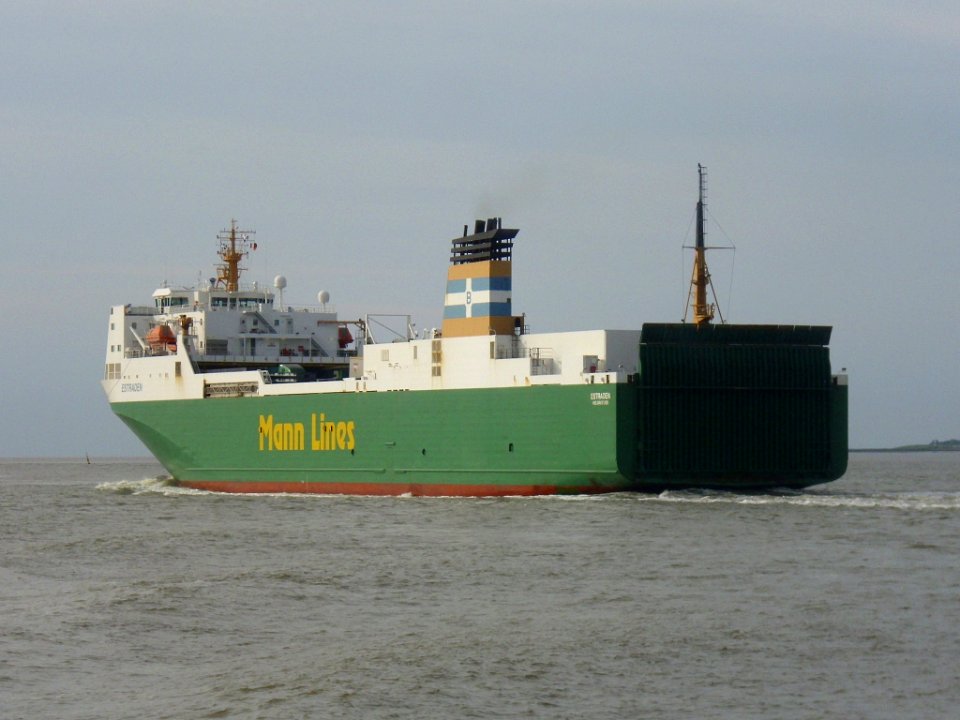 Ship Estraden 2012-07-22 (3)