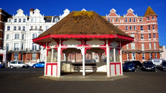 Shelter, East Parade (between Sea Road and Brassey Road), Bexhill