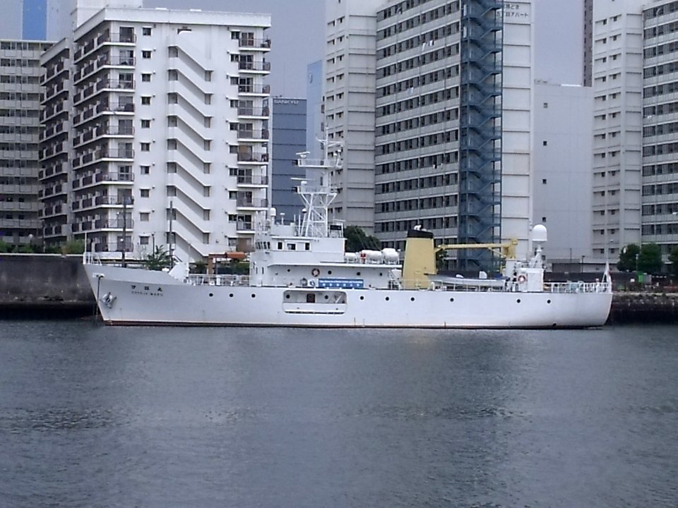 Shioji-maru , the training ship of Tokyo University of Marine Science and Technology