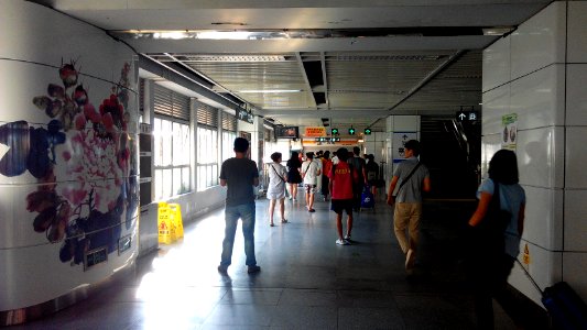 Shenzhen Metro Line 3 Danzhutou Sta Concourse photo