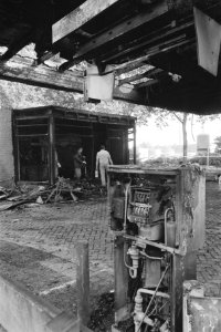 Shell-station in Amsterdam geheel uitgebrand na aanslag, Bestanddeelnr 933-6872