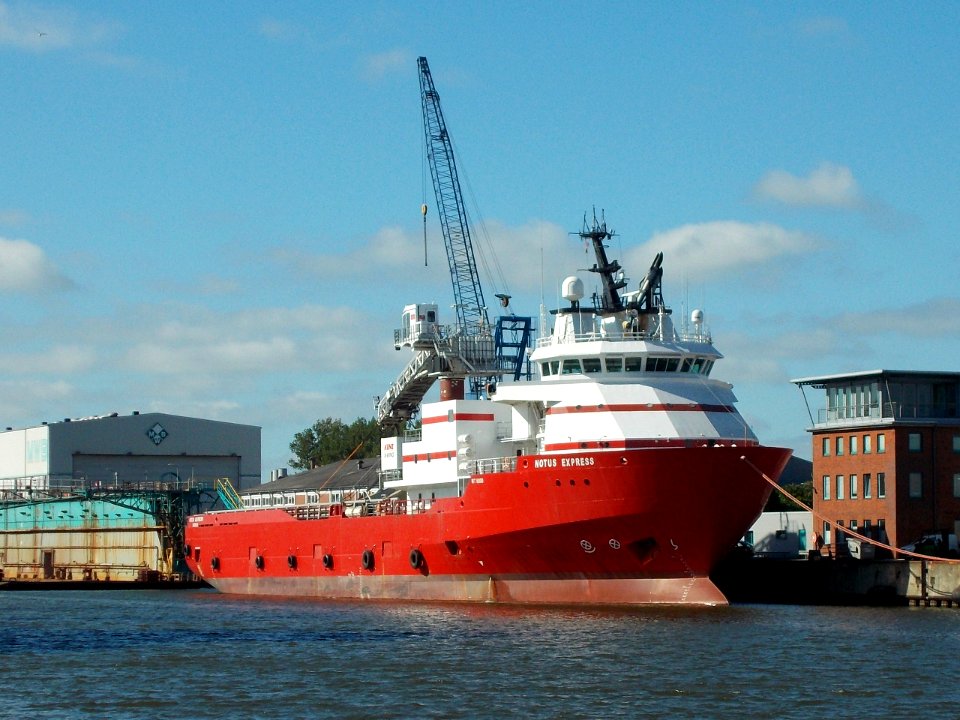 Ship Notus Express
