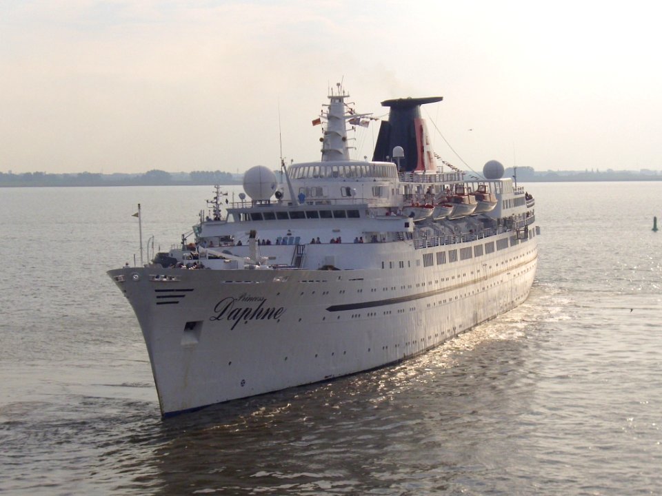 Ship Princess Daphne (1)