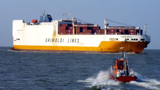 Ship Grande Africa (1)