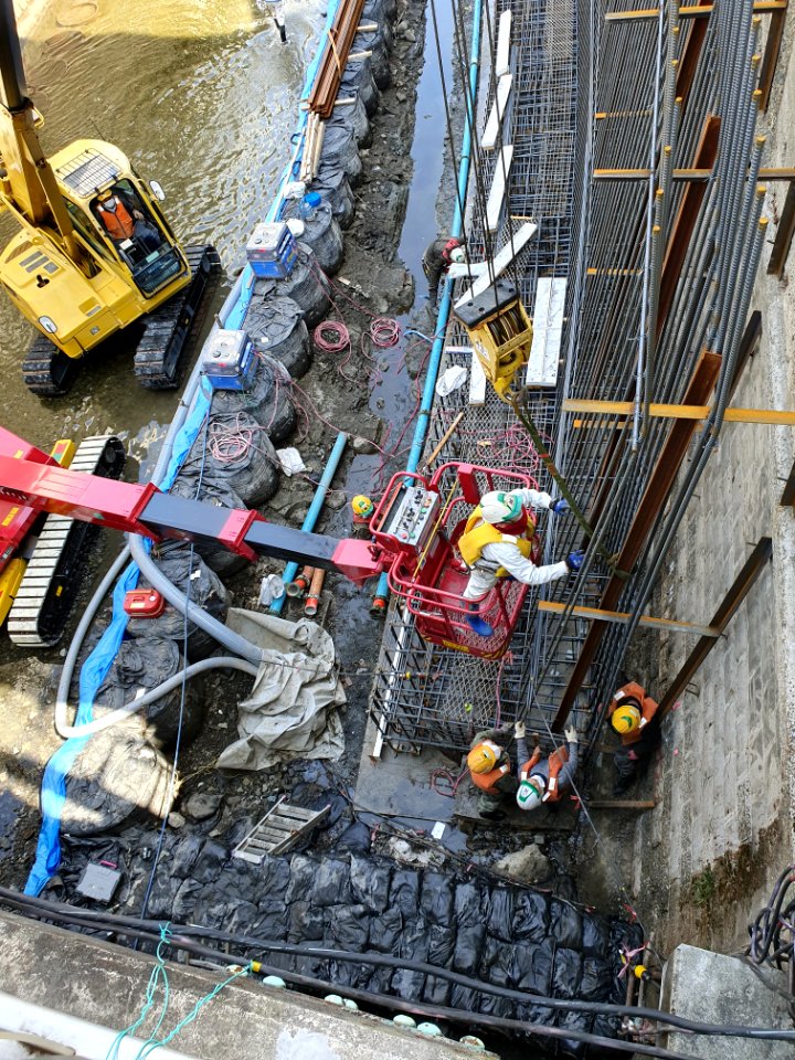 Shibuya River being made narrower 7