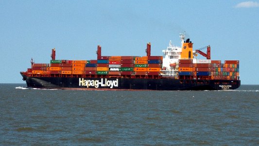Ship Philadelphia Express (2)
