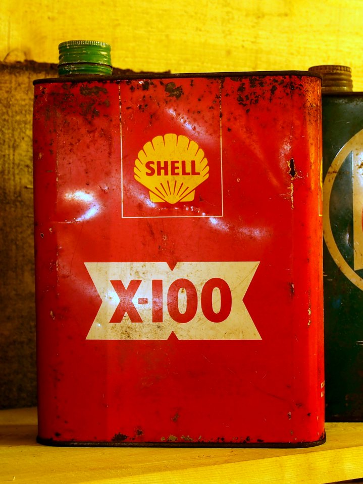 Shell X-100 motor oil can pic2