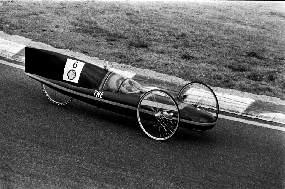 Shell zuinigheidsmarathon op circuit van Zandvoort nr 13a nr 6 TH Eindhov, Bestanddeelnr 930-8787