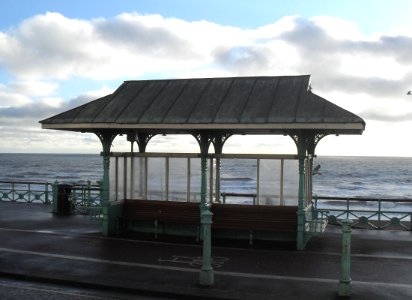 Shelter opposite Ship Street, King's Road, Brighton (NHLE Code 1381650) (December 2010)