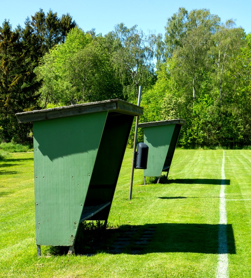 Sheltered benches at the north field in Brastad 2