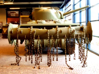 Sherman Crab Minesweeper T147955 'Avalon' pic2