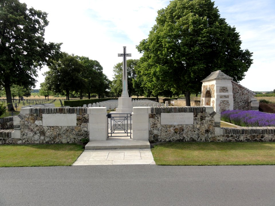 Sissonne (Aisne) British Cemetery (03)