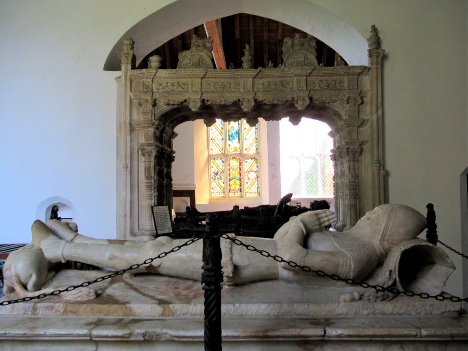 Sir Thomas Marney tomb, Layer Marney 01