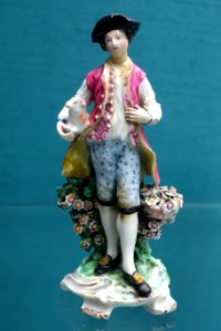 Shepherd with lamb, England, 1755-1770, porcelain - Germanisches Nationalmuseum - Nuremberg, Germany - DSC03209