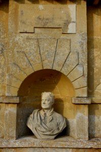 Sir Isaac Newton - Temple of British Worthies, Stowe - Buckinghamshire, England - DSC08464