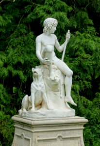 Shepherd boy with his dog, by Bertel Thorvaldsen, 1817-1844, view 3 - Waddesdon Manor - Buckinghamshire, England - DSC07569