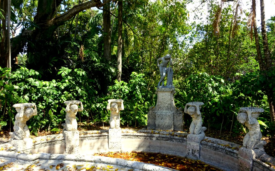 Shepherd group - Vizcaya Museum and Gardens - Miami, Florida - DSC08703