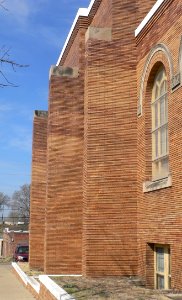 Sioux City First Congl S pilasters 1