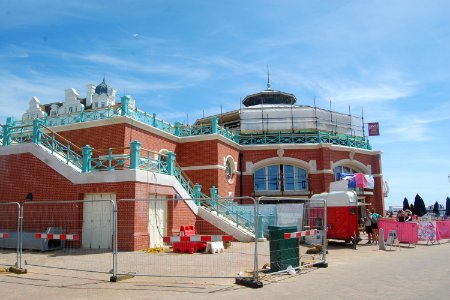 Shelter Hall, King's Road Arches, Brighton (July 2020) (1)