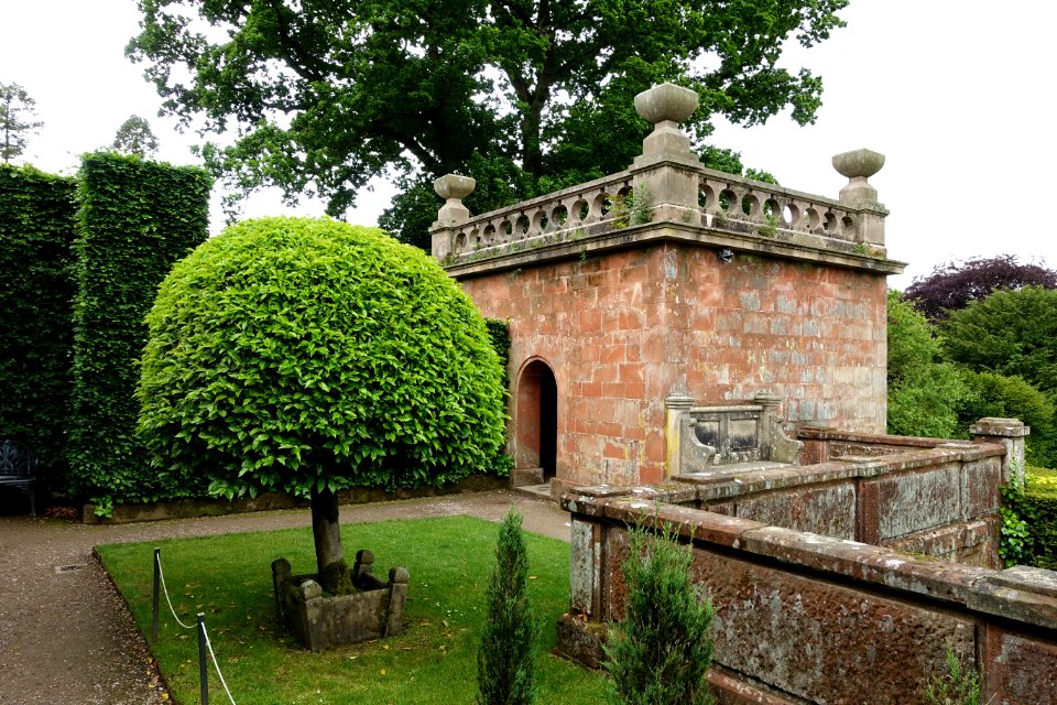 Shelter House - Biddulph Grange - Staffordshire, England - DSC09302