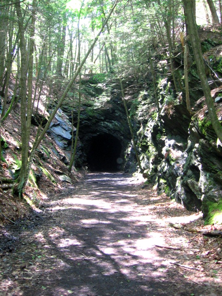 Shepaug tunnel 023