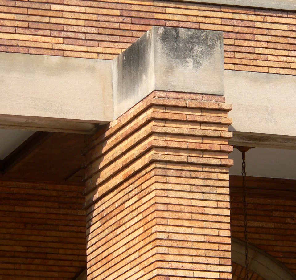 Sioux City First Congl E entrance pillar top 1
