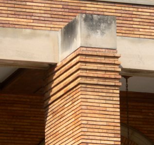 Sioux City First Congl E entrance pillar top 1