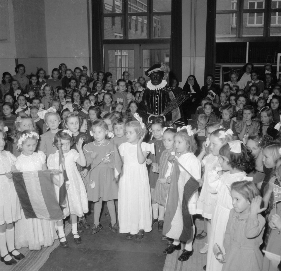 Sint Nicolaas op Prinsenschool, Prinsengracht 781, Bestanddeelnr 903-1265