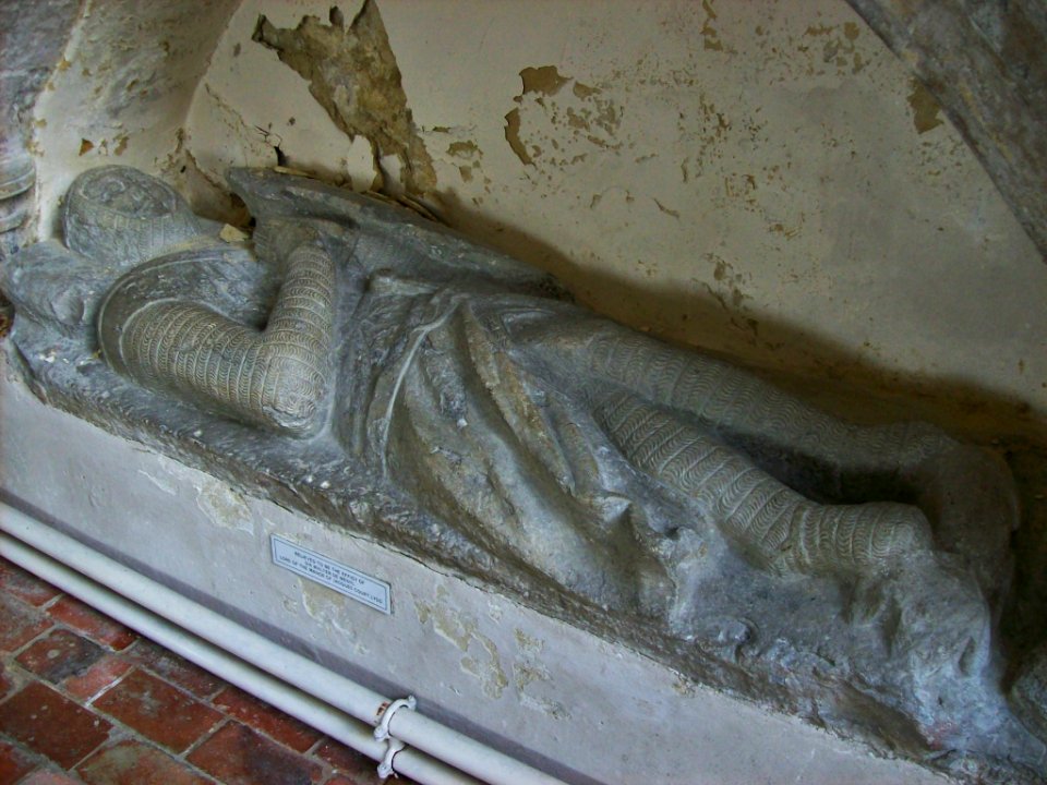 Sir Walter de Menyl, Lydd