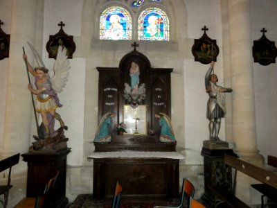 Sissonne (Aisne) Église Saint-Martin, intérieur (05) autel
