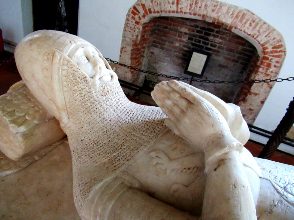 Sir Thomas Marney tomb, Layer Marney 03
