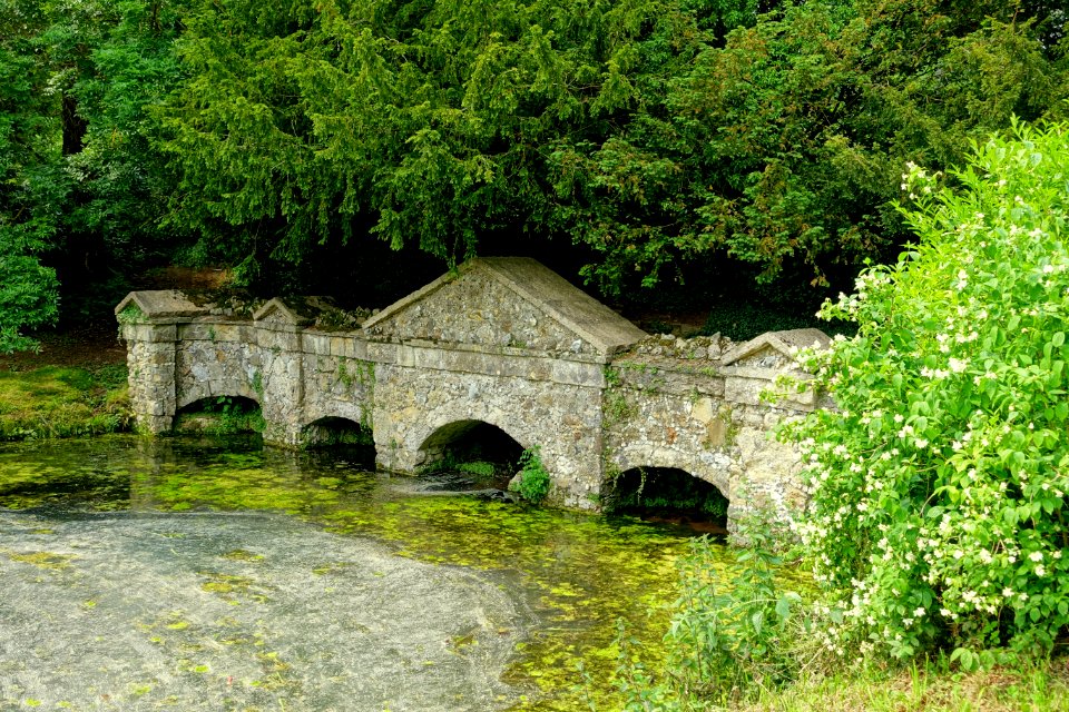 Shell Bridge, Stowe - Buckinghamshire, England - DSC07359