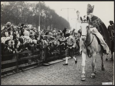 Sinterklaasfeesten, optochten, sint nicolaas, Parkhaven, Sinterklaas, Bestanddeelnr 056-0227
