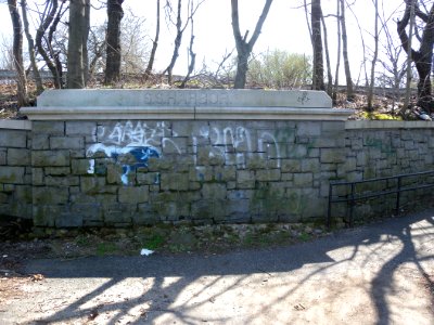 SIRT S S Harbor wall jeh