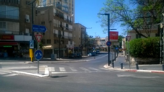 Sirkin-street-givatayim-june-2015