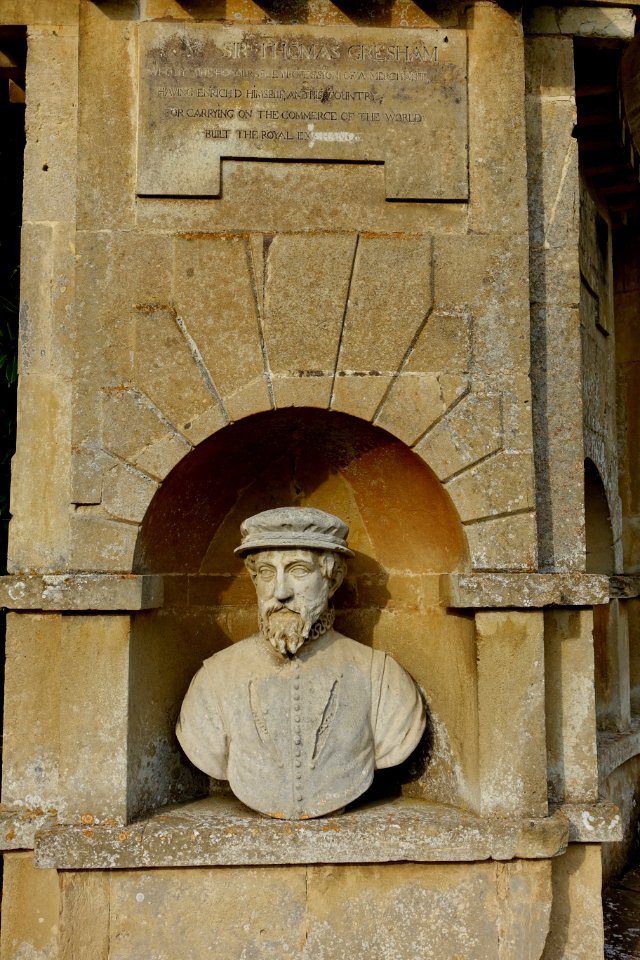Sir Thomas Gresham - Temple of British Worthies, Stowe - Buckinghamshire, England - DSC08454