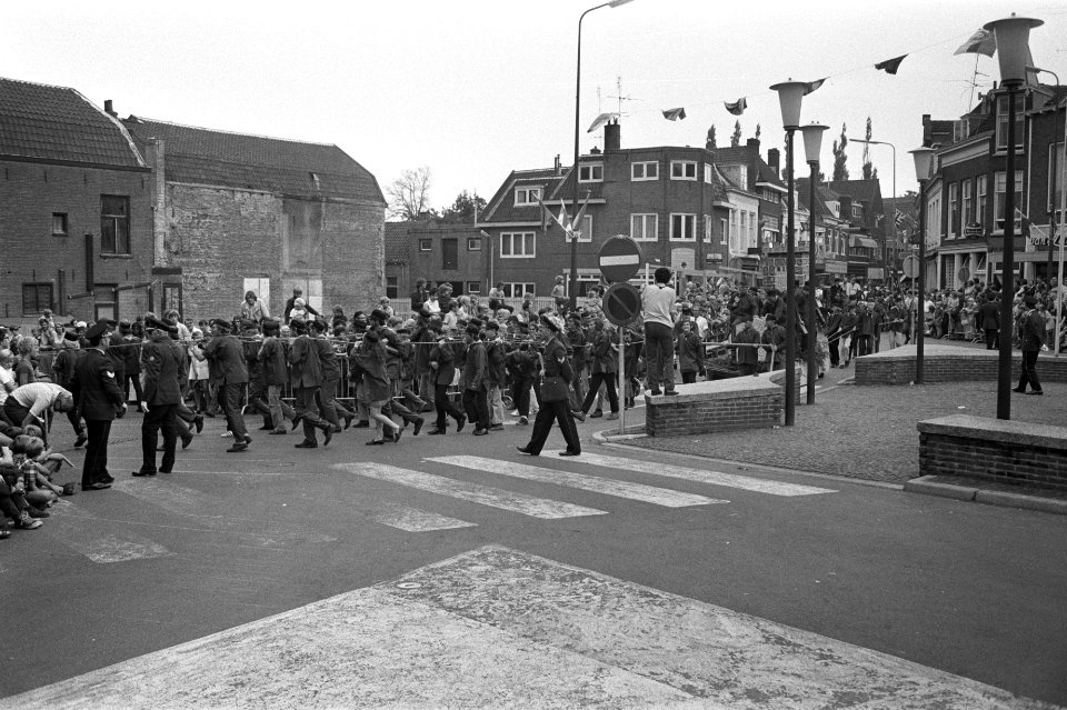 Sir James Miller (wnd burgemeester Londen) en burgemeester Troostwijk van Amersf, Bestanddeelnr 924-8397