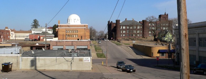 Sioux City First Congl setting from W 3