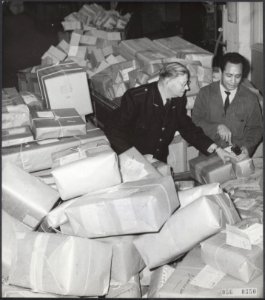 Sinterklaasfeesten, postpakketten, sint nicolaas, Bestanddeelnr 056-0350