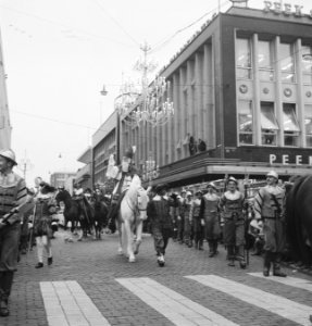 Sinterklaas in Rotterdam Tocht door de stad, Bestanddeelnr 913-1896