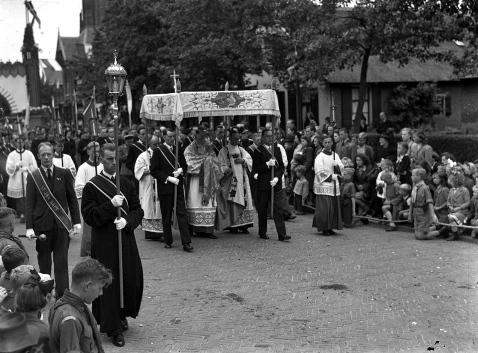 Sint Jans Procenie Allerheiligste, Bestanddeelnr 901-8256