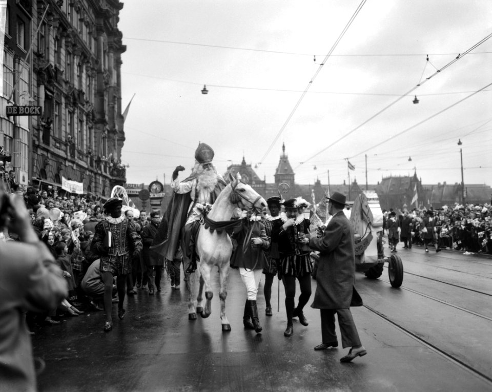 Sinterklaas in Amsterdam, Bestanddeelnr 915-7493