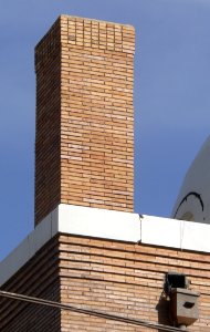 Sioux City First Congl chimney from NW 1