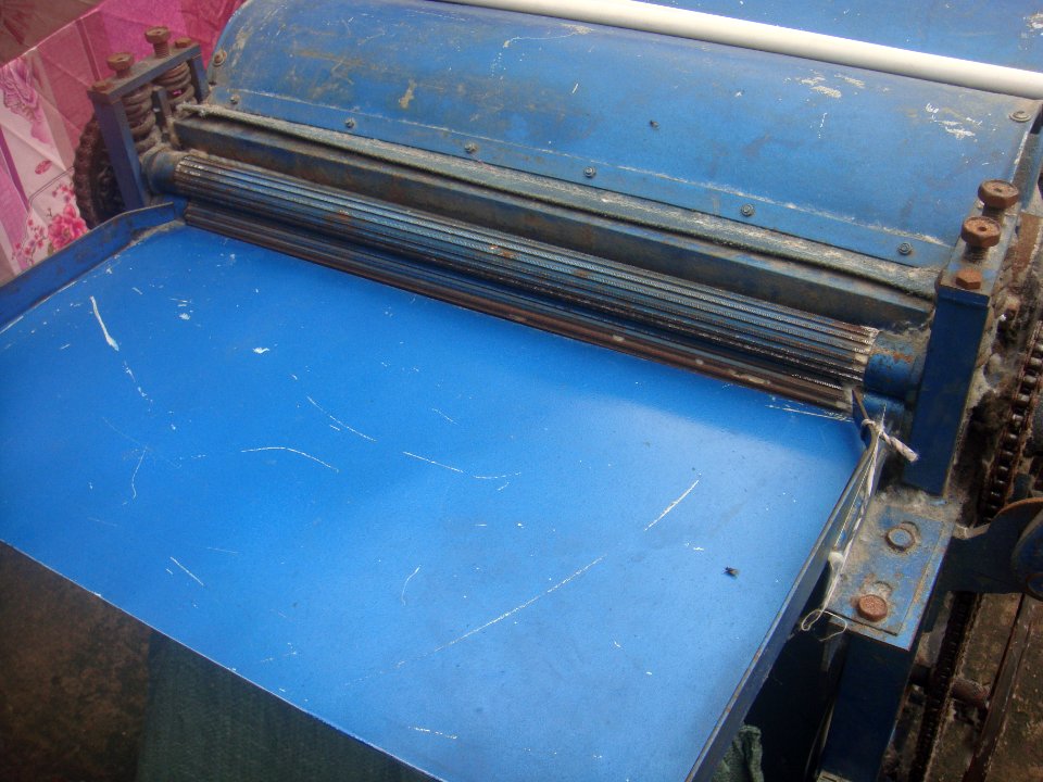 Simple carding machine in Haikou - 02