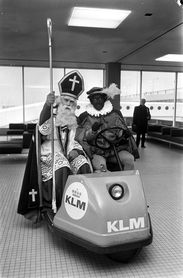 Sint en Piet naar Canada. Sinterklaas ( Godfried Bomans) Piet ( Dick van 't Sant, Bestanddeelnr 920-9049