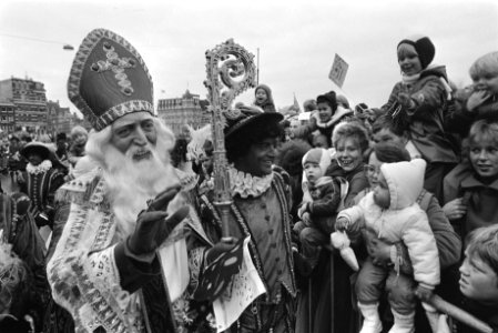 Sint begroet de kinderen, Bestanddeelnr 932-7811
