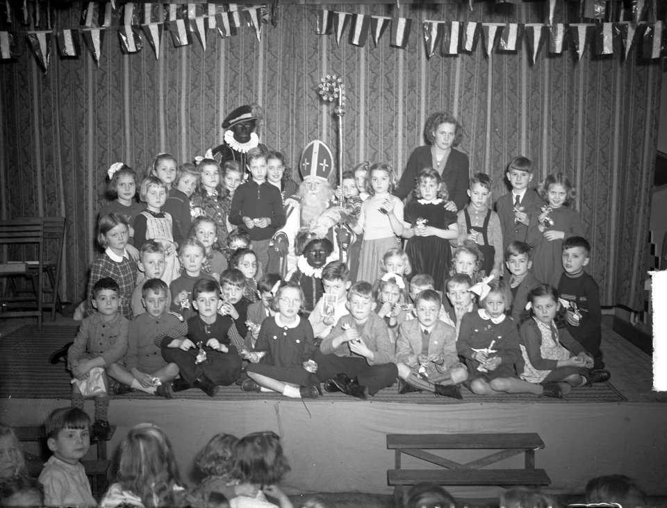 Sint Nicolaas op Peetersschool, Richard Holstraat te Amsterdam, Bestanddeelnr 903-1253